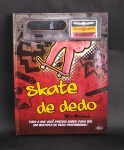 Coleção Skate de Dedo - Will Mumme - 2011 - Acompanha skate montado + 4 rodinhas extras + adesivos e Livro todo ilustrado com 31 páginas - Conservado - Conforme fotos - Medida do livro: 29 x 22 cm.