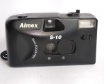 Antiga Maquina Fotográfica - AIMEX - S10 - Funcionamento - 2 pilhas AA - Porém não foi testado - Vendido no estado - Medida: 23 x 7 x 4,5 cm.