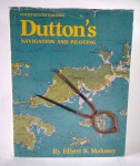 Grande livro - Dutton's Navigation and Piloting -  por Elbert Maloney - Naval Institute Press - 1985 - Idioma: Inglês - Capa dura com contra capa - Com mais de 600 páginas com ilustrações e textos - Conforme fotos - Conservado - Medida: 28 x 22,5 x 4,5 cm.Descrição: Reconhecido mundialmente como um dos trabalhos, o Navegação e Pilotagem da Dut oferece informações mais conhecidas em seu campo de superfície e disponíveis em todas as fases da navegação de navegação.Marinheiros profissionais e velejadores amadores recorreram a ele por mais de meio século em busca de respostas confiáveis para todos os seus problemas de navegação. Publicado pela primeira vez em 1926 pelo comandante Benjamin Dutton, USN, sob o título Navigation and Nautical Astronomy, o livro ganhou reputação internacional por sua precisão, clareza e abrangência. Agora reescrito, atualizado e expandido, esta nova décima quarta edição apresenta as informações mais recentes no campo de rápida mudança de navegação eletrônica e por satélite, incluindo Loran-C, Omega e o Sistema de Posicionamento Global. Atenção cuidados são dados aos desenvolvimentos recentes no uso de computadores de controle e preparação.