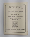 Antigo Livro Maçônico - RITUAL DO GRAU 29  .'. Do Supremo Conselho do Brasil para o Rito Escocês Antigo e Aceito - Grande Escocês de Santo André - Possui assinatura e carimbo de Autenticidade - RJ - 1987 - Com 52 páginas - Possui pequenas marcações de caneta - Medida: 15,5 x 12 cm.