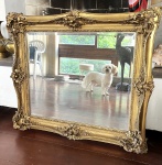Espelho Frances bisotado em madeira com desenhos em guirlandas 80x70cm