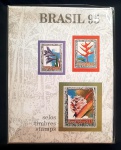 Brasil - Álbum emitido pelos Correios - 1995 - Cartela Anual Dos Correios - COMPLETO