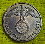 Alemanha - Terceiro Reich - 2 reichspfennig - 1939 - Cunhagem: "D" - Munique - Item não Promove ou glorifica violência ou intolerância racial. Está à venda apenas para fins de preservação da memória histórica. Organização do leilão não faz apologia a quaisquer movimentos políticos ou ideológicos, e repudia qualquer ideologia de cunho racista.