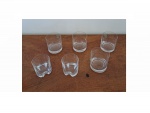 Seis copos para whisky em cristal de dois modelos distintos Alt. 10 e 9, Diam. 9 e 8 cm.