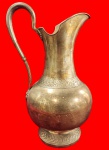 Antigo gomil bojudo, do inicio do século XIX, confeccionado em metal prateado com pátina natural. Medida: 52cm x 28cm. Obs. apresenta marca na base não identificada.