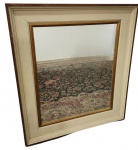 Espelho, em madeira com patina no tom branco e ouro velho. Medida: 100cm x 85cm.