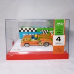 Estupendo Alpine Renalut 1980 Banco Ocidental - Autorama Slot Car fabricado pela SCX linha Vintage na escala 1/32 - Embalagem especial, edição limitada - Foi fabricado usando o mesmo ferramental da edição antiga. A embalagem original mede 22x15x14cm