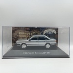 Volkswagen Santana 1985 - Carro miniatura escala 1/43 da coleção carros inesquecíveis do Brasil. Caixa e base originais. Carro de coleção em metal com partes em plástico injetado