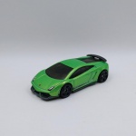 Lamborghini Gallardo LP 570-4 Superleggera - Hot Wheels - Carro de coleção em miniatura na escala 1/64 - Fabricado em diecast com partes em plástico injetado. As rodas giram livremente - Não tem embalagem