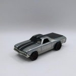 68 1968 Chevy El Camino - Hot Wheels - Carro de coleção em miniatura na escala 1/64 - Fabricado em diecast com partes em plástico injetado. As rodas giram livremente - Não tem embalagem