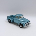 1956 Ford Pick Up - Matchbox - Carro de coleção em miniatura na escala 1/65 - Fabricado em diecast com partes em plástico injetado. As rodas giram livremente - Não tem embalagem