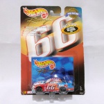 Ford Taurus 2000 Nascar do piloto Darrell Waltrip patrocínio Big K Mart - Fabricado pela Hot Wheels na escala 1/64 Linha Racing - Embalagem original lacrada - Item exatamente das fotos