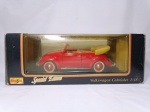 Volkswagen Fusca Cabriolet (conversível) 1951 - Carro de coleção miniatura diecast fabricado pela Maisto na escala 1/18 - Embalagem original. Abre portas, capô e mala, as rodas giram livremente e os pneus são em borracha