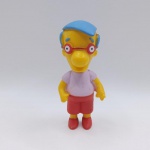 Boneco ou action figure Os Simpsons - Milhouse Fabricado pela TPF. Mede 8cm de altura