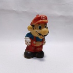 Super Mario Bros - Boneco de borracha tipo brinquedo de bebe (da pra apertar mas não faz barulho) detalhes nas cores - Mede 8cm de altura