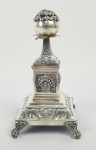 LINDO PALITEIRO EM PRATA DE LEI COM MARCAS DE CONTRASTE DA CIDADE DE LISBOA (L COROADO) . FEITIO DE MONUMENTO. POTUGAL, SEC. XIX. 16 CM DE ALTURA