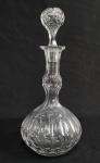 BACCARAT -  GRANDE E BELO  DECANTER EM CRISTAL DE BACCARAT. LINDA LAPIDAÇÃO! FRANÇA, SEC. XIX. 33 CM DE ALTURA