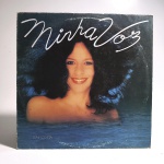 Vinil Minha Voz - Gal. Produto Original. Gravadora Philips. Fabricado e distribuído por Polygram Discos Ltda. 1982. Capa (escurecida, com pontos de oxidação e desgastes do material)/contracapa (com pontos de oxidação, escurecida e com desgastes do material) em regular estado de conservação, manchas/pontos de oxidação, marcação do disco, com sinais de uso, manuseio e desgastes. Disco com riscos, mesmo que superficiais, podem ocasionar algum nível de ruído na audição. Não contém encarte. Lado A 6 faixas. Lado 5 B faixas.