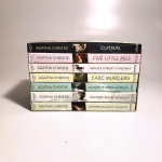 Seven Classic Hercule Poirot - Box. Agatha Christie. Idioma: Inglês. London, 2013. Editora Harper. Brochura. Livros em bom estado de conservação. Não possuem grifo ou rasura. Box de papelão com rasgos em algumas partes.