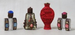 DIVERSOS, Lote com 4 snuff bottles de materiais, feitios e decorações distintas. Med.: Maior: 7cm / Menor: 4,5cm.