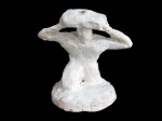 M. KINAFF, Escultura em terracota vitrificada, esmaltada na tonalidade branca, representando figura masculina, apresenta craquele e colados. Med.: 24,5x24x16cm.
