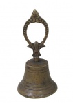 BRONZE, Sineta em bronze polido, cinzelado por elementos vegetalistas e perolados. Med.: 12,5x6,5cm.