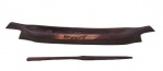 OBJETOS DECORATIVOS, Caiaque, confeccionado em madeira, esculpido a mão, com inscrição PRINCIPE, possui remo. Med.: 31cm.