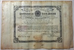 DOCUMENTOS, um (1) antigo Diploma de Engenheiro Civil, concedidoao Dr. Ruy Maurício de Lima e Silva, pela Escola Politécnica  Universidadedo Rio de Janeiro, em 14 de Dezembro de 1932, visto em 23 de Dezembro de1934, verso: com reconhecimento de firma e registro nos órgãos: ConselhoNacional de Engenharia, Ministério da Educação e Saúde Pública, além deestampilha com recolhimento de taxa e emolumentos; impresso em papel pelaImprensa Nacional, medindo 59 x 40 cm, acondicionado em estojo cilíndricoconfeccionado em folha de flandres, sem a tampa e com sinais de uso e ligeirasoxidações, vide foto.