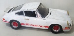 COLECIONISMO - 1:18 Porshe Carrera 911 - RS em ferro com pintura branca (oxidações) e detalhes em plástico rígido, portas, mala e capô articuláveis. Med.: 7x22,5x9cm.