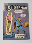 Superman N.26 (3a Serie) Primeira Aparição Brainiac! Editora Ebal Ano 1966. Regular/Bom Estado de Conservação. Obs: Pequena fita na lombada, dois micro furos e cupom preenchido.