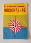 Album Campeonato Nacional 1976 Editora Graf Set. Com 130 figurinhas coladas. Raríssimo. Bom estado de conservação.