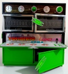 Brinquedo Antigo Forninho / Forno da Atma medindo 34 cm de altura, modelo Luxo na cor verde.