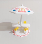 Promocional Mc Donalds CNA - Miniatura Quiosque com guarda-sol, mesa e 4 cadeirinhas. Está em ótimo estado de conservação.