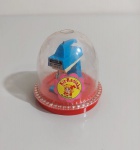 Glasslite - Brinquedo Coleção Kit Kasinha, miniatura movida a corda em formato de batedeira acomodado em caixinha de acrílico original. Apresenta bom estado de conservação.