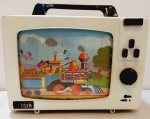 Tv Musical  Fischer Price antiga, está em bom estado de conservação, mas luz não acende, talvez seja necessário a troca da lâmpada.