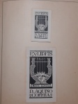 Biblioteca PREFEITO DO DISTRITO FERERAL (Rio de Janeiro) 1947 -1951. MARECHAL ANGELO MENDES DE MORAES ( 1896 - 1990)  e   coleção de ALBERTO LIMA  (1898 - 1971) RARO 2  EX - LIBRIS , pertence a uma das maiores e mais importantes coleções de EX- LIBRIS do Brasil, foi usado  na 1 Exposição Municipal de Ex - Libris do Distrito Federal ( Rio de Janeiro)  em 1949. pertenceu a coleção pessoal do grande ALBERTO LIMA, e foi  reunida, catalogada  e presenteada especialmente ao Prefeito do Então Distrito Federal,  OPORTUNIDADE ÚNICA de ter parte dessa coleção histórica.