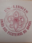 Biblioteca PREFEITO DO DISTRITO FERERAL (Rio de Janeiro) 1947 -1951. MARECHAL ANGELO MENDES DE MORAES ( 1896 - 1990)  e   coleção de ALBERTO LIMA  (1898 - 1971) RARO 1 EX - LIBRIS , pertence a uma das maiores e mais importantes coleções de EX- LIBRIS do Brasil, foi usado  na 1 Exposição Municipal de Ex - Libris do Distrito Federal ( Rio de Janeiro)  em 1949. pertenceu a coleção pessoal do grande ALBERTO LIMA, e foi  reunida, catalogada  e presenteada especialmente ao Prefeito do Então Distrito Federal,  OPORTUNIDADE ÚNICA de ter parte dessa coleção histórica.