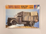 Plastimodelismo - Caminhões de Guerra - Kit de montar Ople Blitz German Truck (Caminhão de Guerra Alemão), escala 1:35 marca Italeri, Exemplar anos 1990 lacrado, item de colecionador.