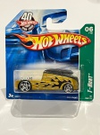 Qombee T- Hunt Hotwheels lacrado