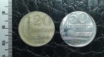 BRASIL - 2 MOEDAS - 20 CENTAVOS 1967 - MBC COM BONÉ E 50 CENTAVOS 1976 - SOBERBA COM BONÉ