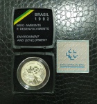 MOEDA DO BRASIL 2000 CRUZEIROS COMEMORATIVA ALUSIVA  A 1992 MEIO AMBIENTE DESENVOLVIMENTO - ACOMPANHA ESTOJO DANIFICADO E CERTIFICADO