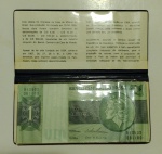 BRASIL - FOLDER COM CÉDULA DE 1 CRUZEIRO PRODUZIDO PELA CASA DA MOEDA DO BRASIL - POSSUI A DESCRIÇÃO DA CÉDULA E UM POUCO DA HISTORIA DO BRASIL - ITEM RARO