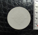 ALEMANHA - MEDALHA CONFECCIONADA EM PORCELANA BRANCA ALUSIVA A ALBERT EINSTEIN - 150 ANOS DA ORDEM PELO MÉRITO - PESO 13,8 GRAMAS - DIAMETRO 3,9CM - EXCELENTE ESTADO DE CONSERVAÇÃO