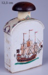 "Tea Caddy" em porcelana chinesa de exportação, decoração policromada e dourada Nau com Pavi