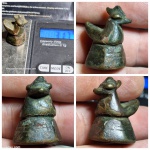 Peso para ópio, BURMA , formato animal Usado como Dinheiro, 31,7 gramas. Esses peso para Ópio em formato diversos eram utilizados em Burma, Sião e Laos, 1600-1860, eram feitos em bronze e posteriormente alem de servirem para pesar ópio eram utilizados como dinheiro.