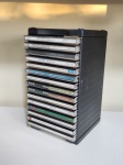 CD (15) -Porta CD em plástico rígido preto com cd's de músicas clássicas diversas.