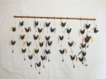 Móbile decorado com galinhas D'Angola. Comp. 90cm. ( falta uma fileirade de galinhas)