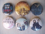 LOTE COM SEIS (6) BROCHES DE DIVERSOS FILMES PARA COLEÇÃO, VIDE RICOS DETALHES NAS FOTOS.