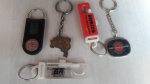 Colecionismo: lote com cinco (5) chaveiros antigos para coleção, vide detalhe na foto.