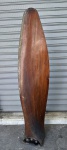 Antiga parte de hélice original de avião monomotor, madeira e metal, excelente item para decoração, 1,60m de altura. OBS.: NÃO PODE SER ENVIADO PELO CORREIOS, RETIRADA OU CONTRATAÇÃO DE TRANSPORTADORA POR CONTA DO ARREMATANTE.